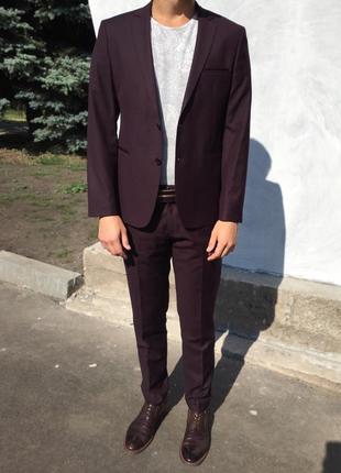 Мужской костюм