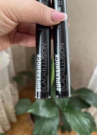 Об'ємна туш для вій avon supershock black illusion1 фото