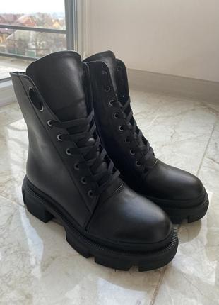 Шкіряні ботинки сапоги берці