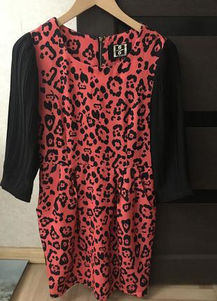 Платье нарядное леопардовый принт рукав широкий.1 фото