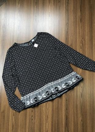 Лёгкая блуза с длинным рукавом