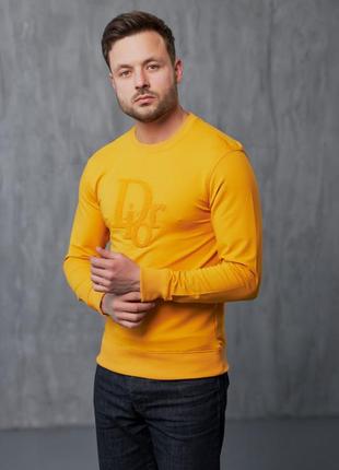 Мужской свитшот  желтого цвета с логотипом на груди