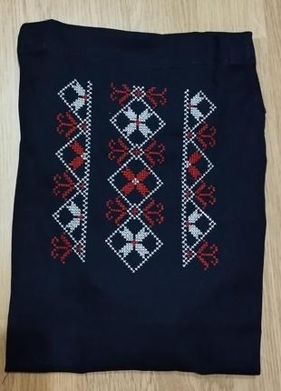 Фартух із вишуванням. темно синій фартух на кухню. фартух з орнаментом.
