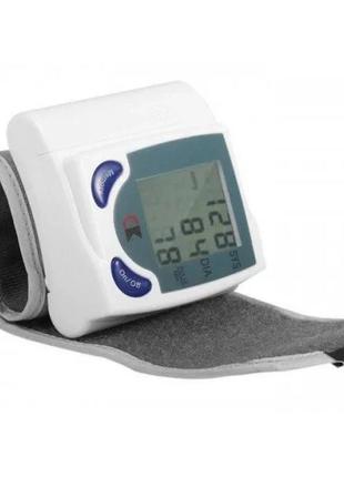 Цифровий автоматичний тонометр blood pressure monitor для вимірювання артеріального тиску та пульсу3 фото
