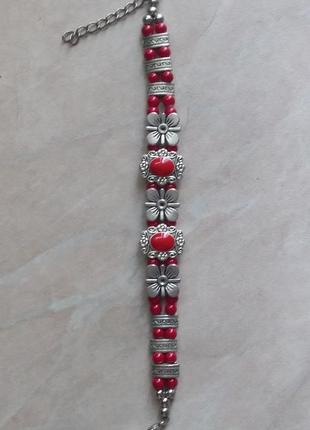 Браслет на руку.