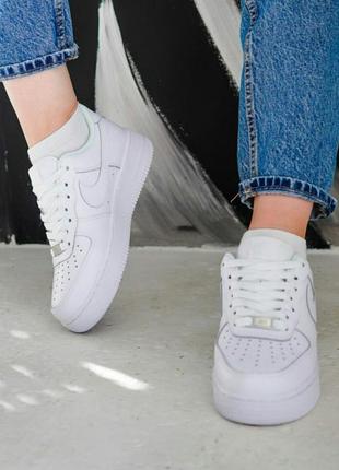 Шикарные кроссовки  nike air force 1 white кросівки1 фото