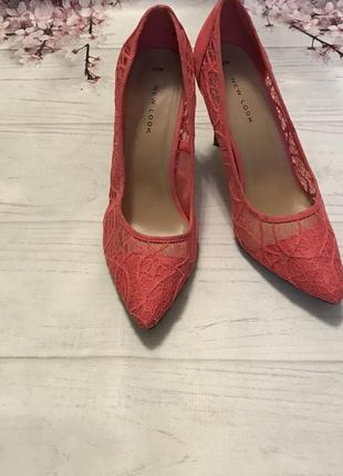 Туфлі лодочки  від new look