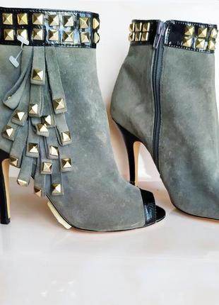 Шикарні туфлі