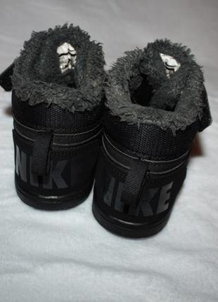 Кросівки хайтопи утеплені фірми nike 33,5 розміру по устілці 22 см.8 фото
