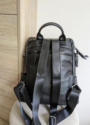 Стильный качественный сумка-рюкзак из натуральной кожи4 фото