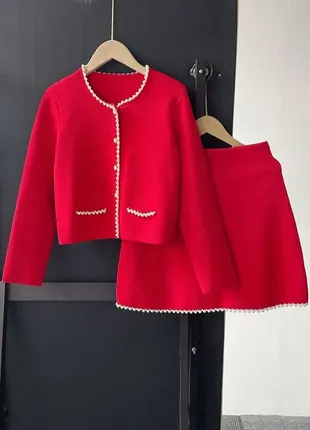 Червоний костюм жакет піджак + спідниця прикрашені бісером на кнопках sandro3 фото