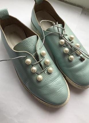 Кожаные мокасины, кожаные лофферы, кожаные туфли, кожаные кеды, кроссовки 37;  36,5