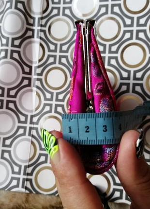 Кошелек позовый рисунок сток как новый