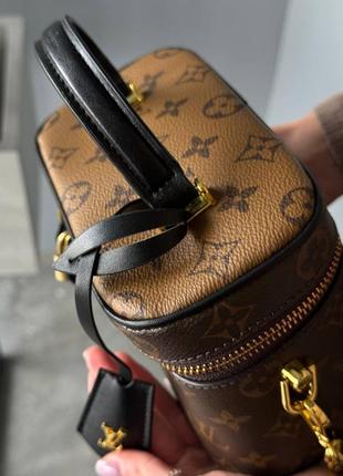 Женская сумка оригинальной формы louis vuitton натуральная бочонок шкатулка10 фото