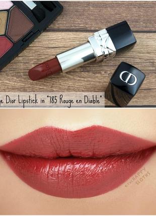 Помада dior rouge dior colour 785 - rouge en diable4 фото