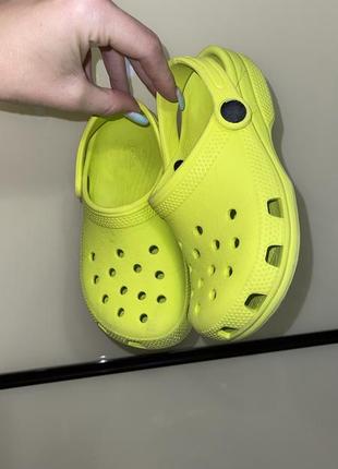 Crocs тапки шльопанці крокси яскраві