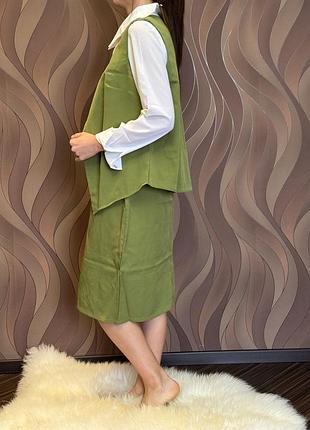 Костюм тройка