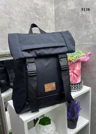 Новий непромокаючий рюкзак чорного кольору