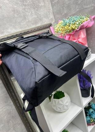 Новый непромокаемый рюкзак черного цвета7 фото