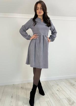 Платье миди свободное v образный вырез рукав длинный на резинке врезные карманы юбка по талии присобрана ткань микро вельвет
