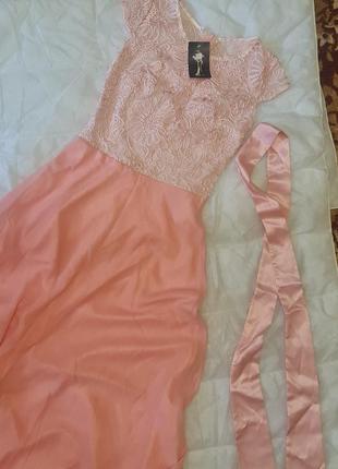 Платье размер 42-44, s. нов. цвет персиковый, peach fuzz