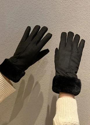 Женские теплые перчатки с тачпадом на указательном пальце3 фото