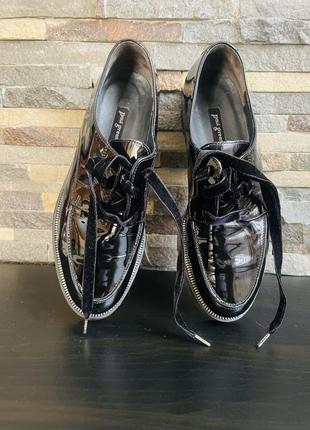 Шикарные лаковые ботинки paul qreen5 фото