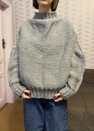 Шерстяной свитер