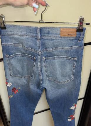 Джинсы оригинальные скинни с вышивкой штаны джинсовые6 фото