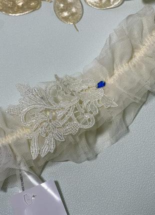 Подвязка с кружевом и синим камешками lovable taglia unica