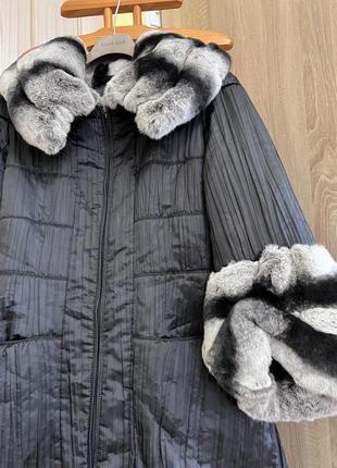Плащ-куртка с натуральным мехом на рукавах и ковнире❗️46 размер2 фото