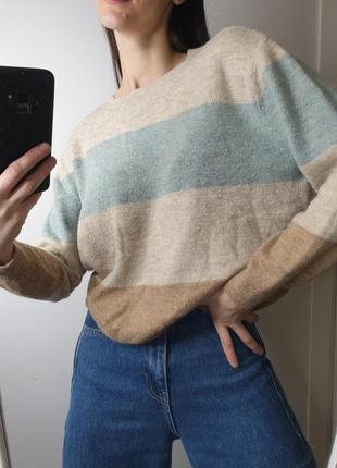 Стильный мягкий свитерик в полоску широкая кэмэл аквамарин h&m
