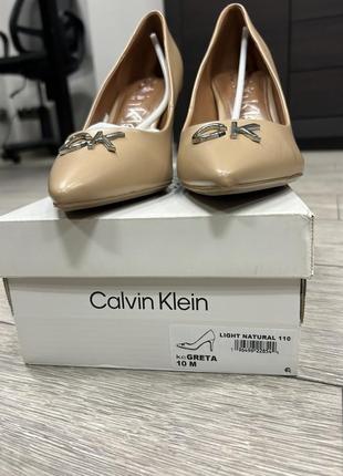 Классические туфли бренд calvin klein размер 104 фото
