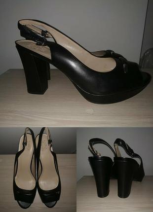 Босоножки 42-43 р кожаные