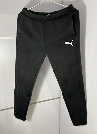 Чоловічі спортивні штани puma size m