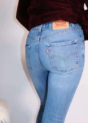 Скінні від levi’s