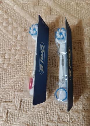 Насадка к электрической зубной щетке oral-b3 фото