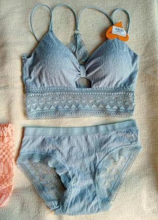 Ніжний комплект пушап кружево