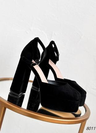 Шикарные женские демисезонные туфли на высоком каблуке