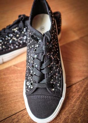 Новые черные кеды с пайетками 39 р. l&h