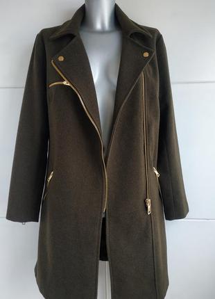 Стильное шерстяное пальто next цвета хаки с металлическими молниями8 фото