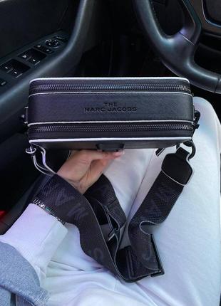 Marc jacobs black white 3