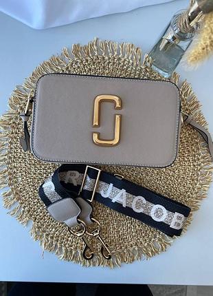 Marc jacobs beige 4