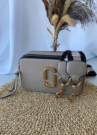 Marc jacobs beige 10