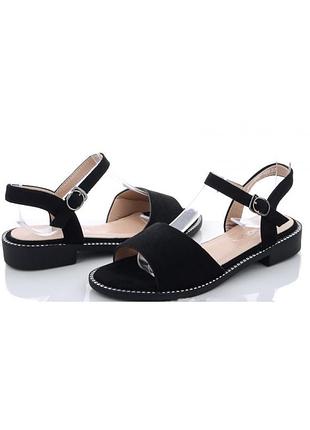 Стильные женские черные замшевые босоножки низкий каблук