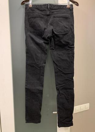 Стильные джинсы с кожаными деталями other stories2 фото