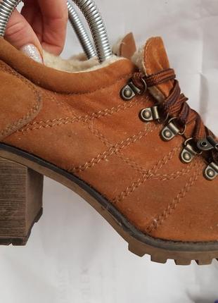 Очень стильные отепленные теплые на меху ботиночки ботильоны туфли5 фото