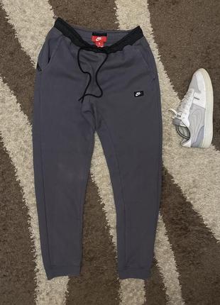 Спортивные флисовые мужские брюки nike jordan tech acg swoosh1 фото