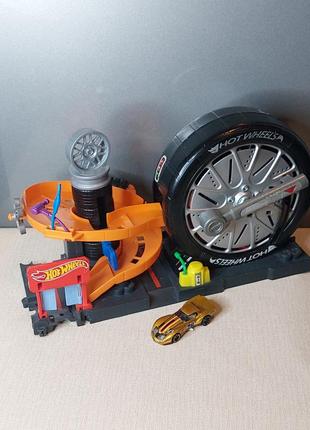 Трек hot wheels шиномонтажная мастерская трюки в городе fnb17 city super spin хот вилс оригинал