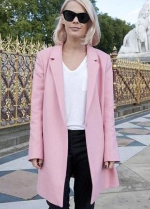 Розовое пальто1 фото
